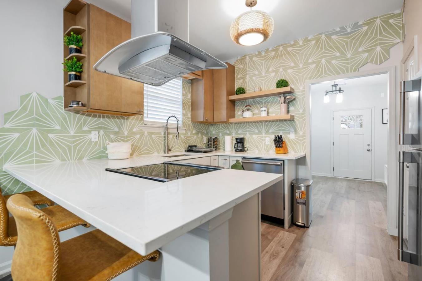 5Min To River Street, Dt - Spacious - Free Parking Savannah Kültér fotó