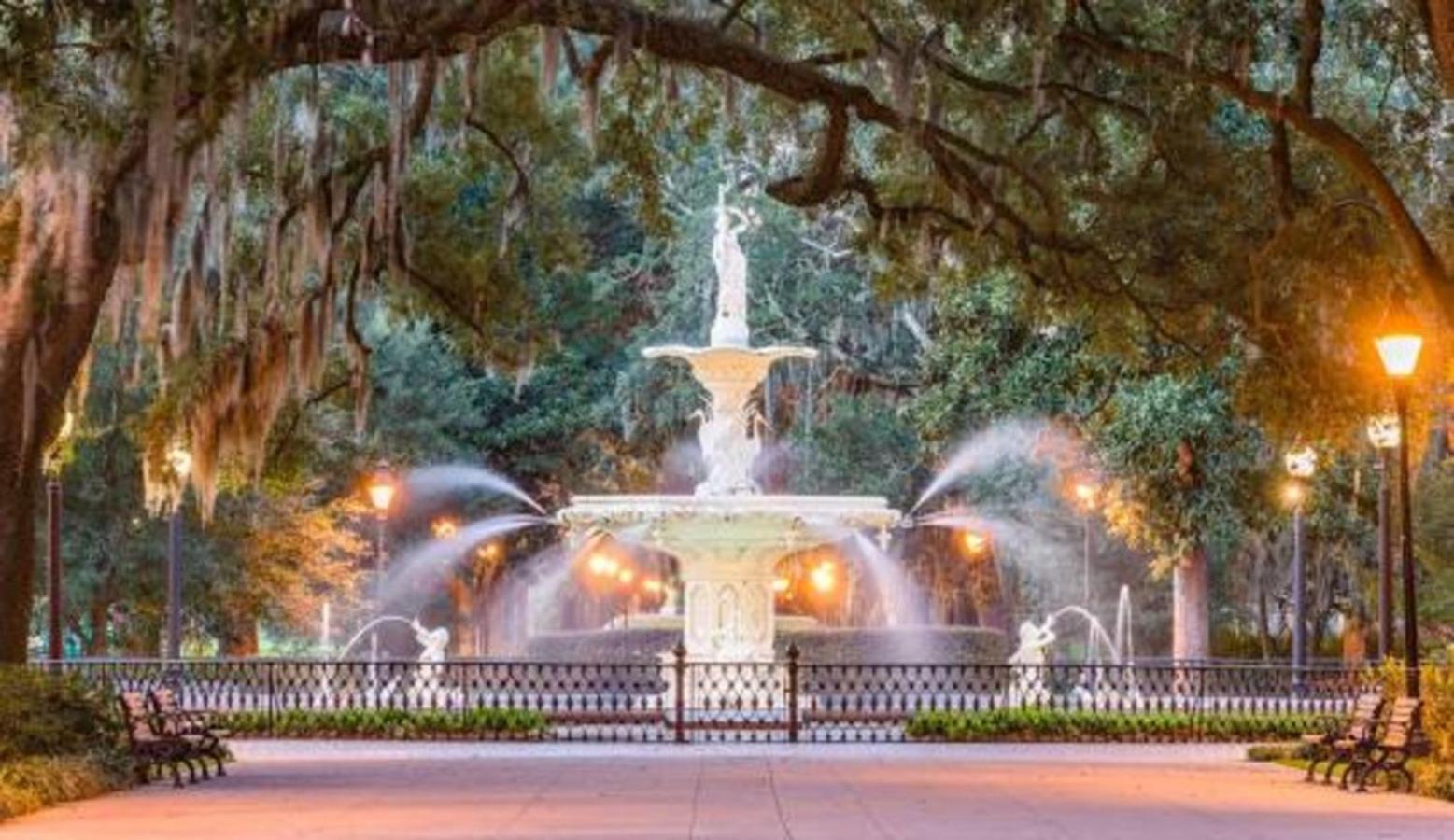 5Min To River Street, Dt - Spacious - Free Parking Savannah Kültér fotó